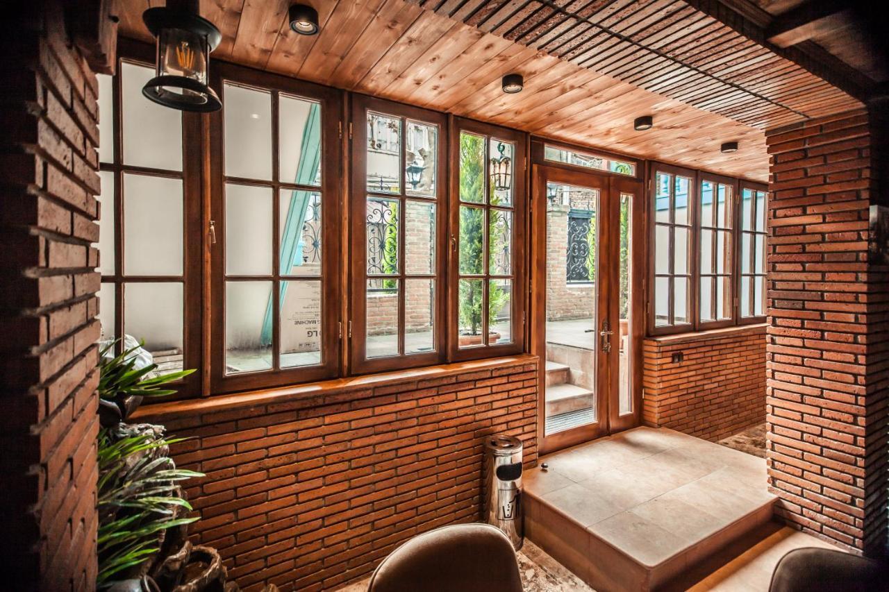 Musmore Boutique Hotel Tbilisi Exteriör bild