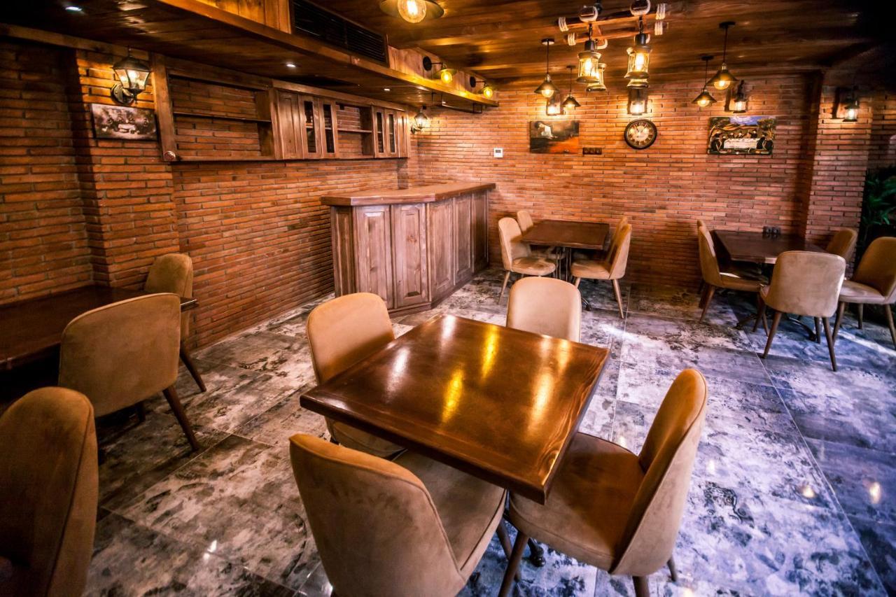 Musmore Boutique Hotel Tbilisi Exteriör bild