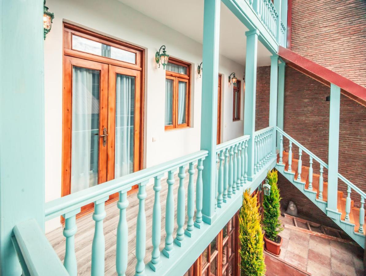 Musmore Boutique Hotel Tbilisi Exteriör bild