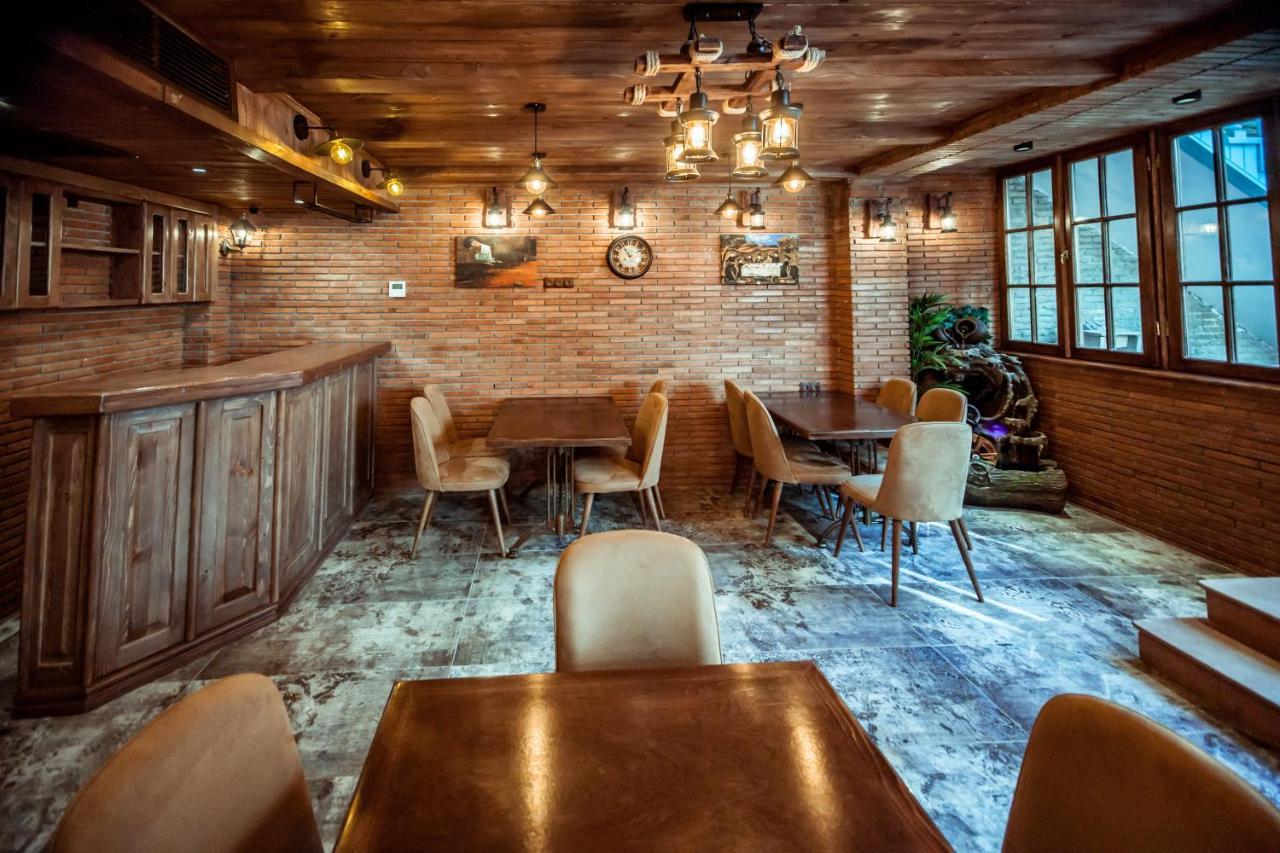 Musmore Boutique Hotel Tbilisi Exteriör bild
